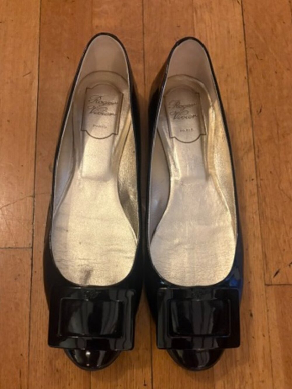 Roger Vivier Black Patent Leather Ballet Flats